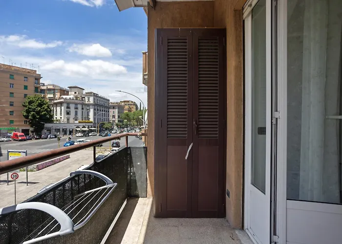 543 Appia Avenue - Metro A By Rhr * Rzym